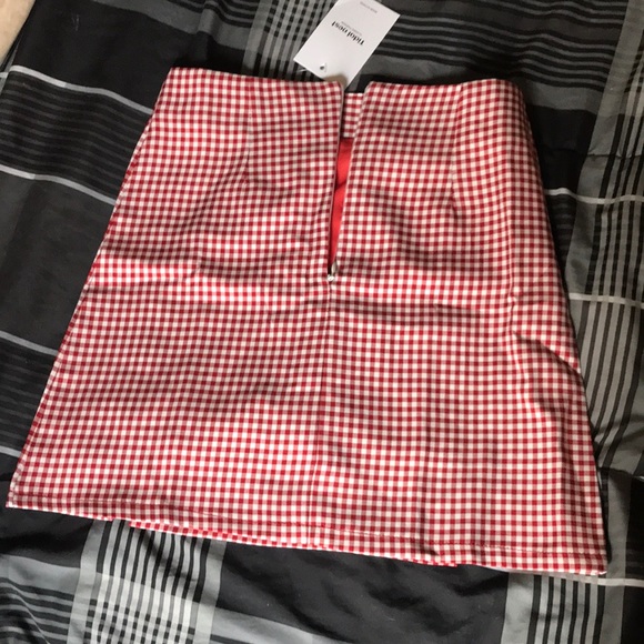High rise checkered mini skirt with shorts - Picture 2 of 2